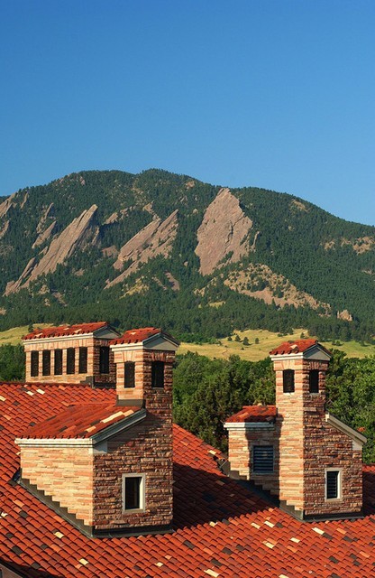 Tuscan Style & Flatirons