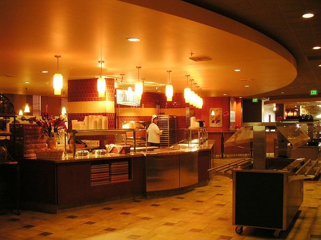 Wilmer Davis Dining Center